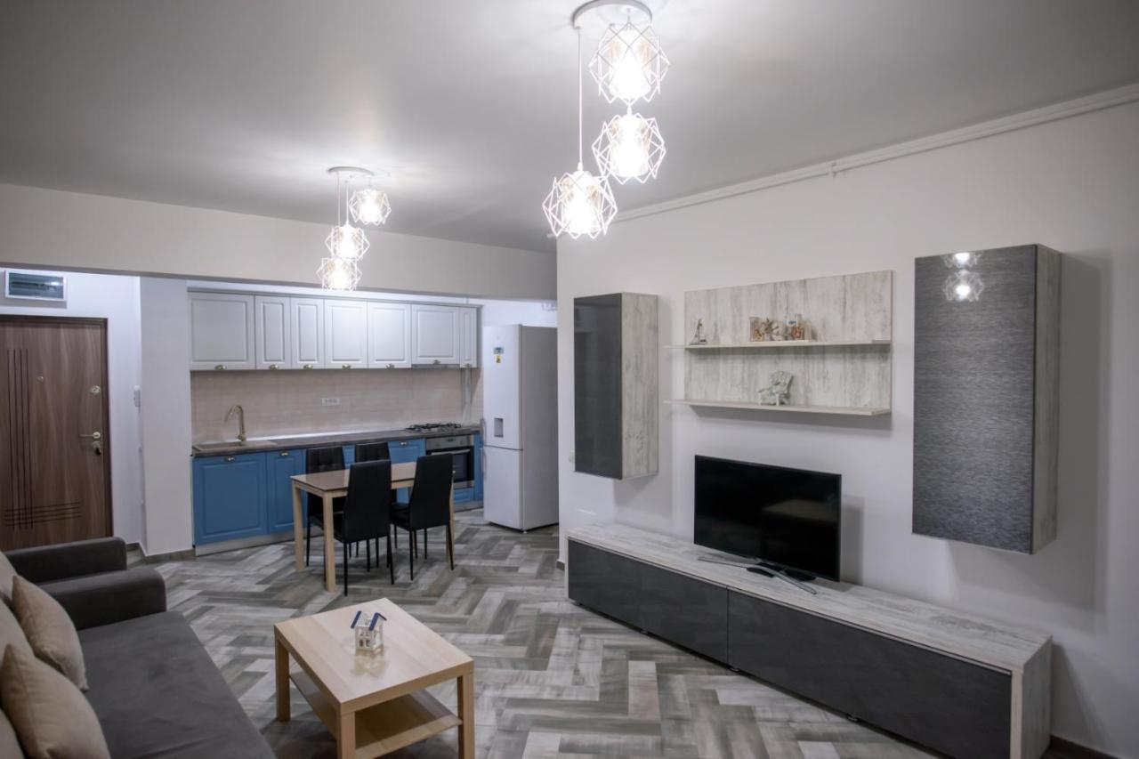C&Y Zev Apartments 马马亚 外观 照片