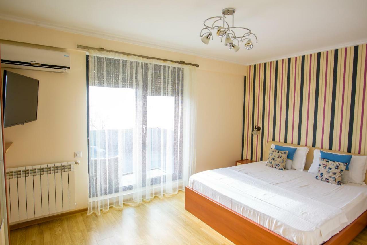 C&Y Zev Apartments 马马亚 外观 照片
